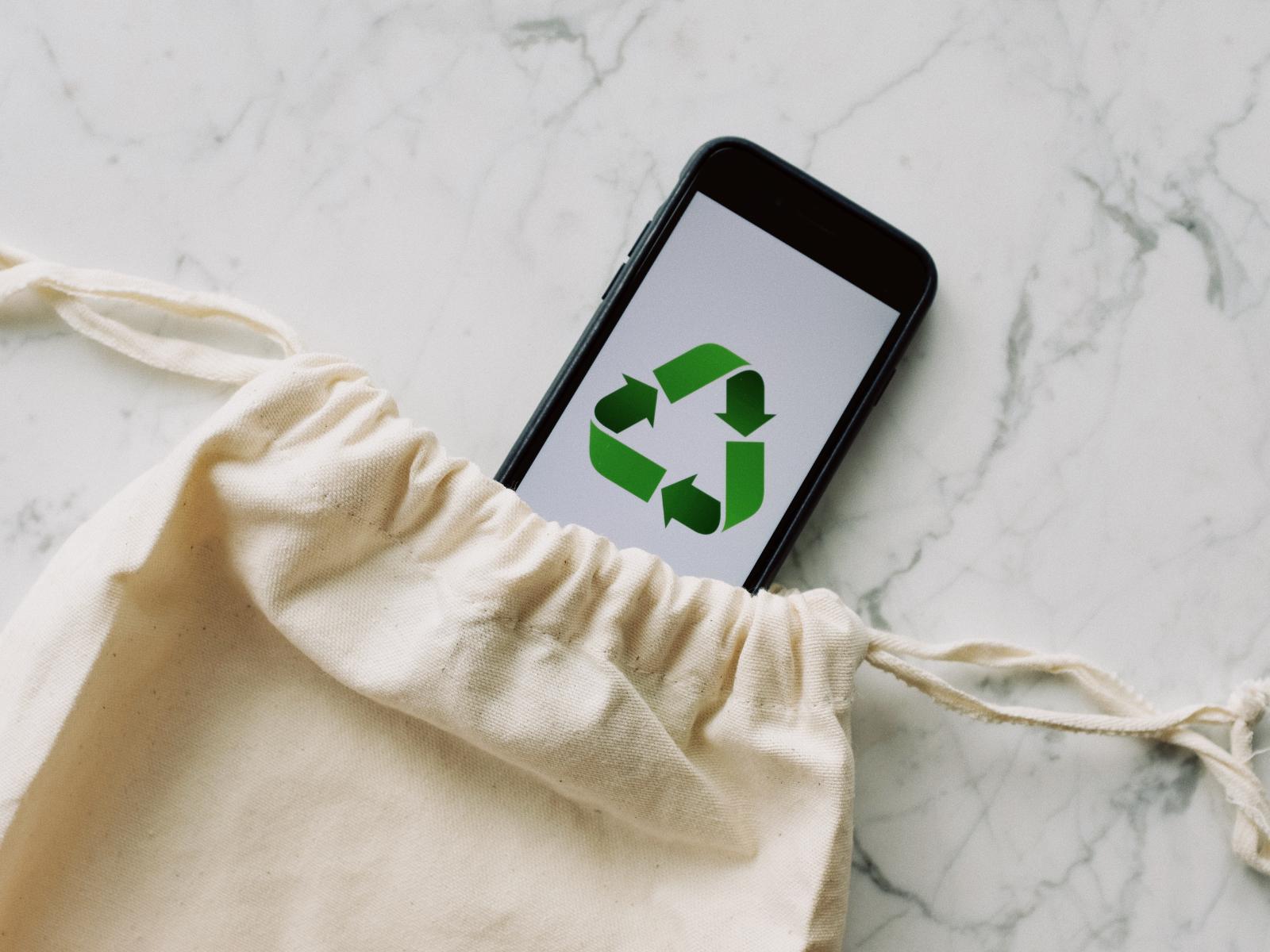 ESG: cosa sono greenwashing e greenhushing?