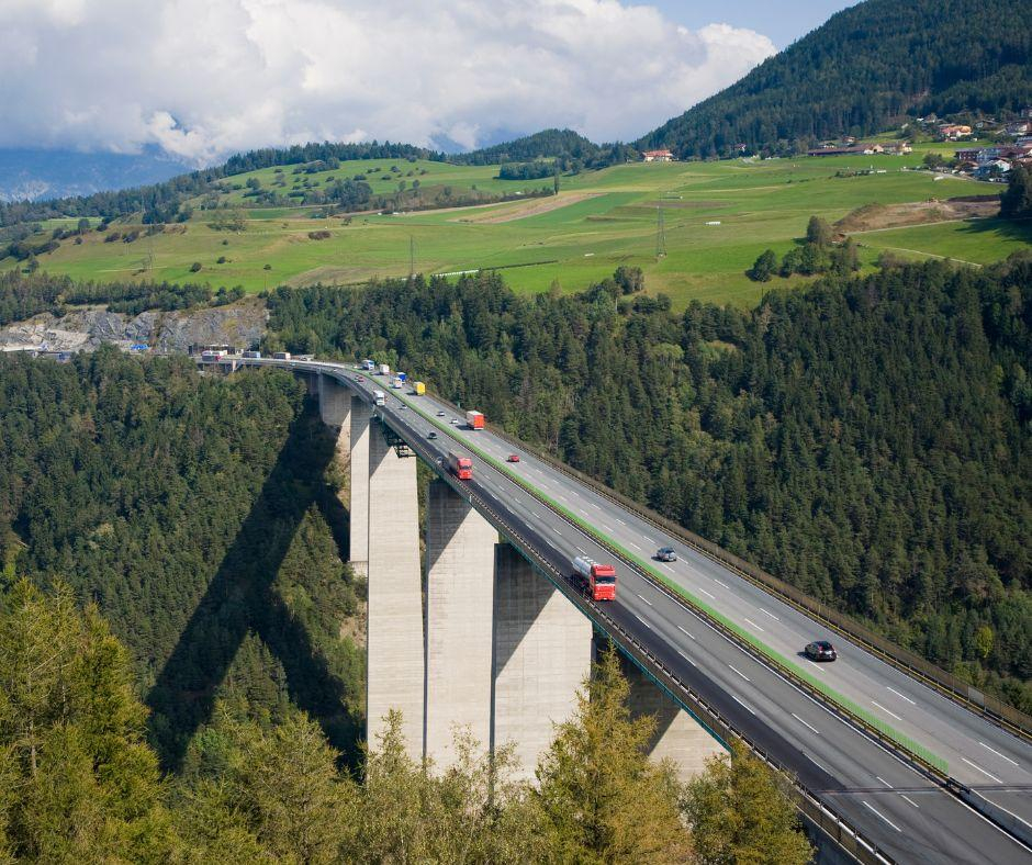 CHIUSURA DEL BRENNERO IL 30 MAGGIO: MEZZO PESANTI E NON SOLO